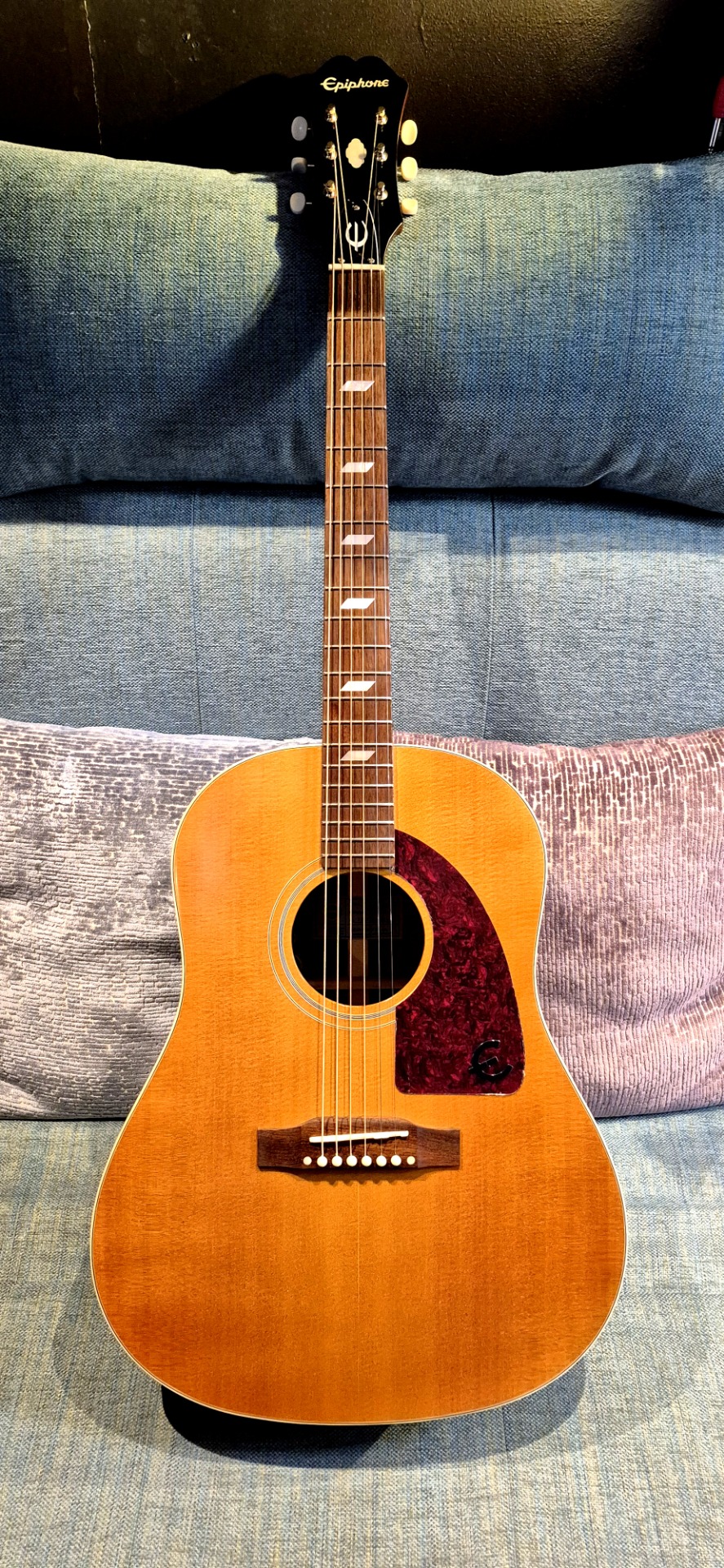 Epiphone Masterbilt Texan Antique Natural Aged